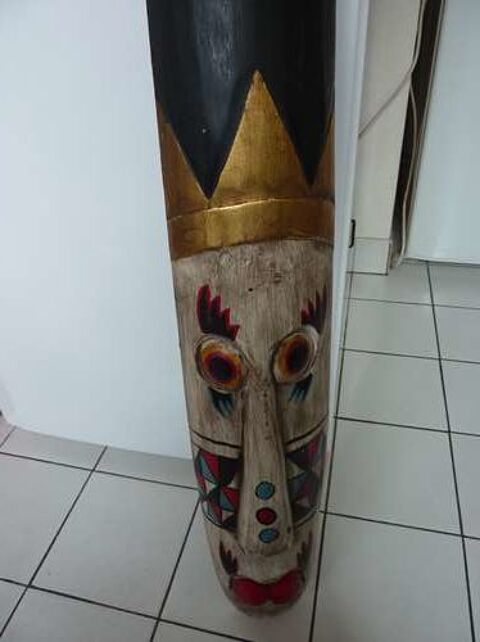 MASQUE  ABORIG�NE  MURAL 25 Paris 19 (75)