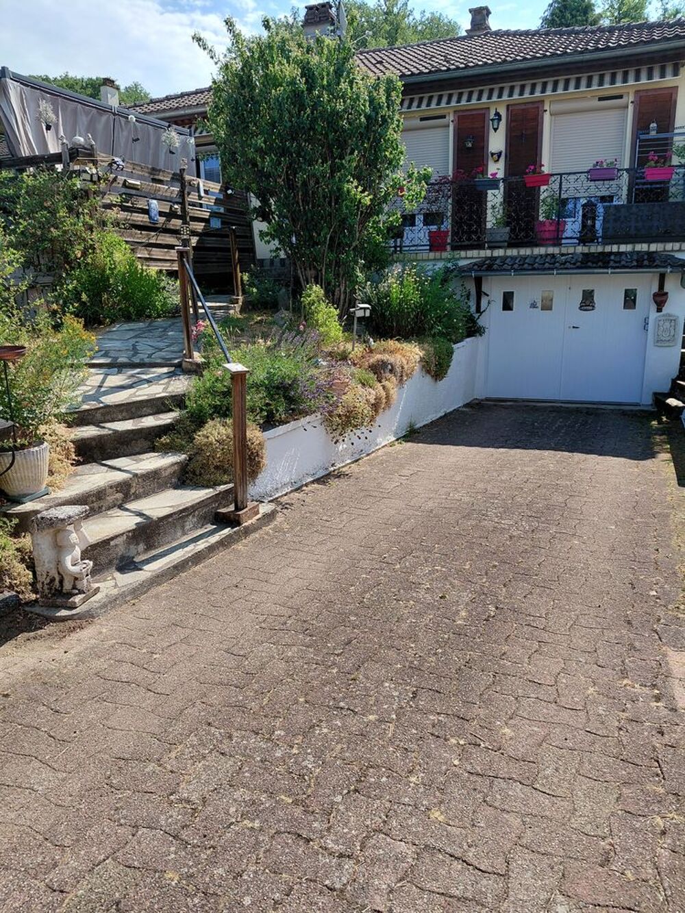 Maison 4 pièces 80 m² · à Pontaumur · 80 m² · 155 000 €