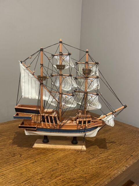 MAQUETTE BATEAU PASSAT Craponne (69)