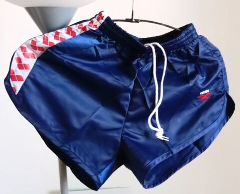Short Vintage Nylon Polyamide Arena Marine-Rouge Taille S 40 25 Lyon 3 (69)