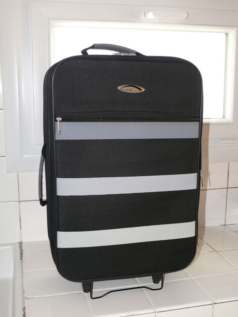Valise trolley souple 20 Saintes (17)