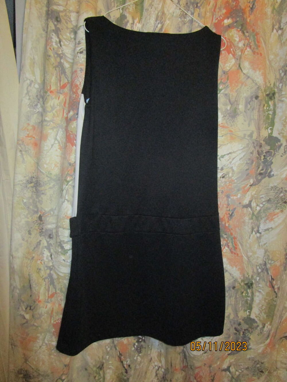 robe droite noire et blanche style vintage, marque G urben Vêtements