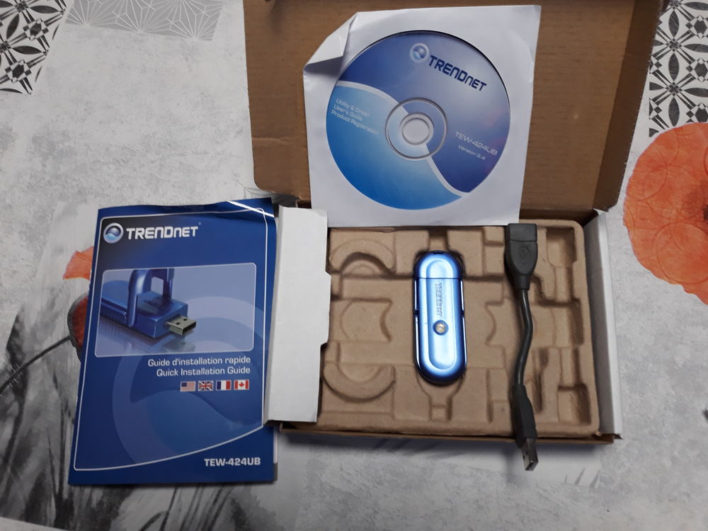 adaptateur USB
produit neuf Matériel informatique