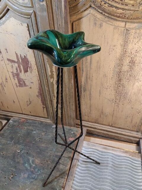 Cendrier Vide Poche �toile sur Pied C�ramique Vallauris. 80 Loches (37)