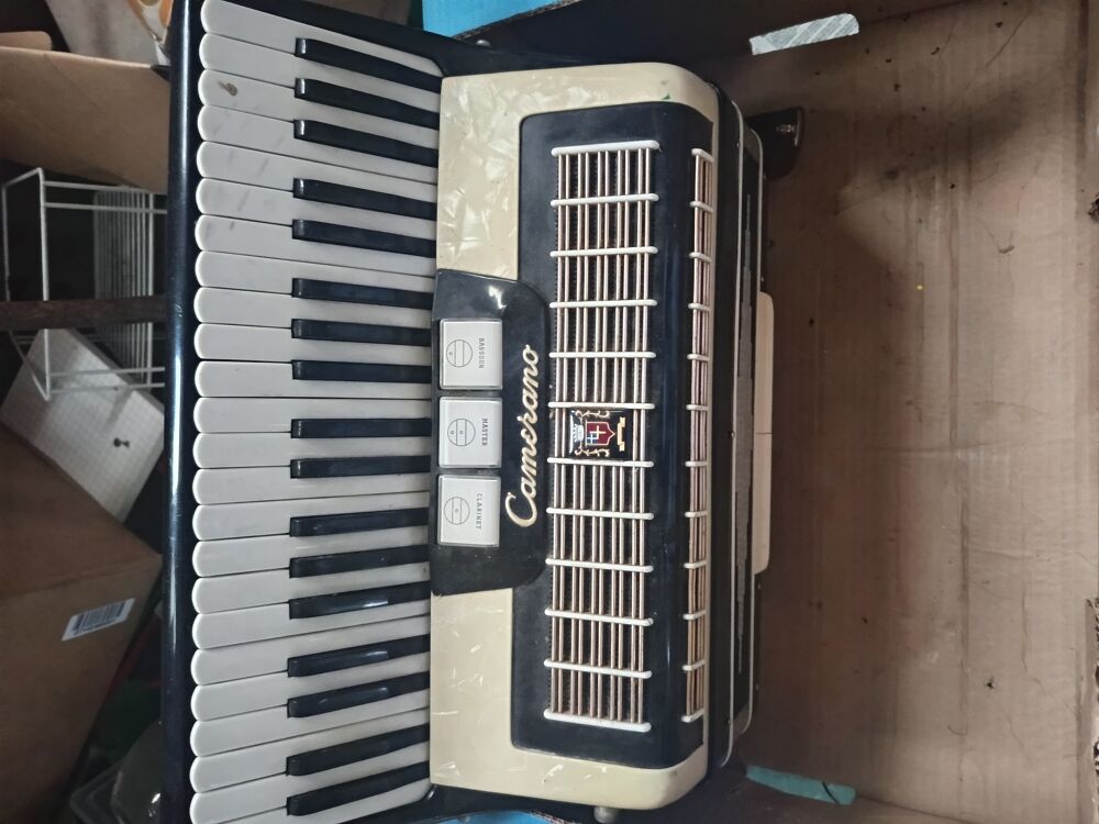Accord&eacute;on cam&eacute;rano Instruments de musique