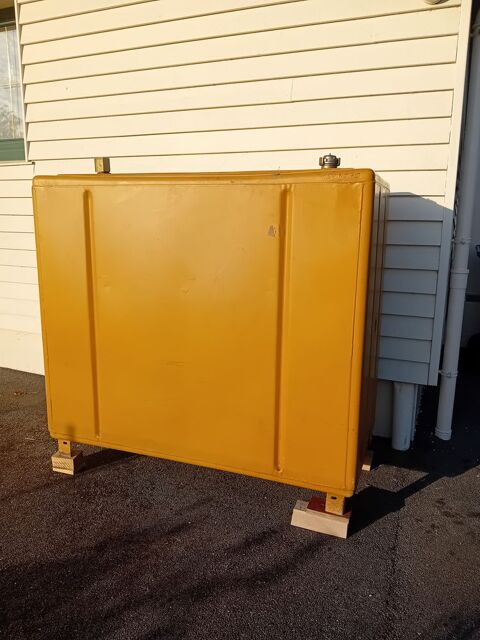 Cuve  fuel 1450 litres 40 La Ferrire (85)