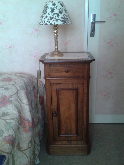 Table de chevet ancienne 1 porte un tiroir 65 Dijon (21)