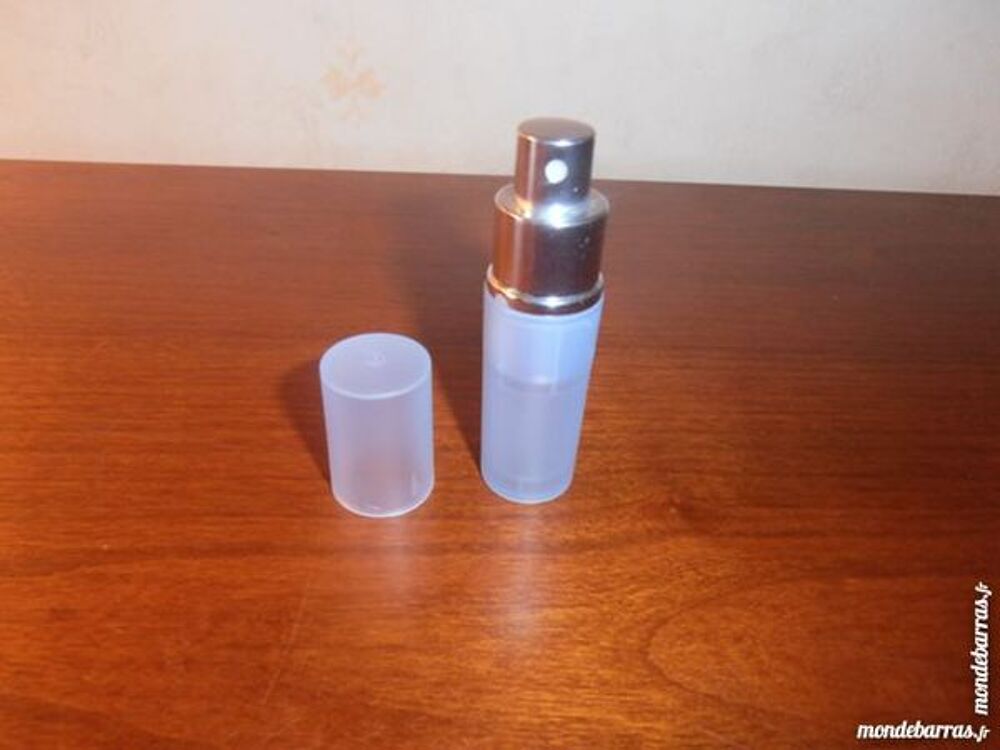 Produit "Vaporisateur de sac" (25) Bijoux et montres