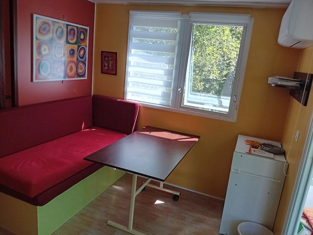   mob-home clim, parfait un couple+un enfant en Périgord vert
Aquitaine, Thiviers (24800)