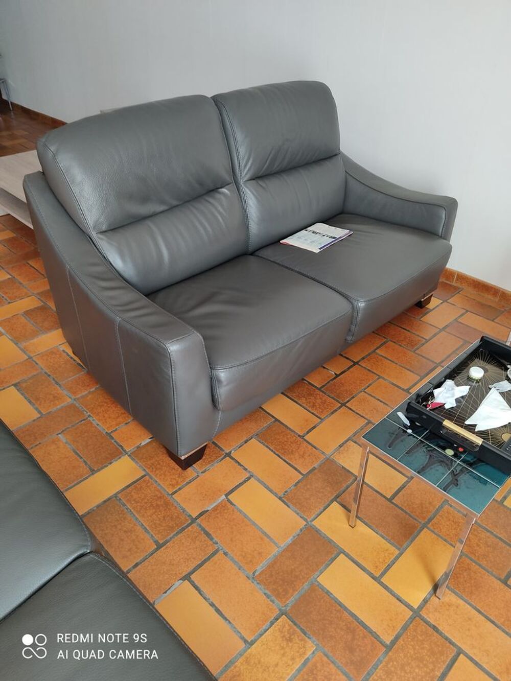 2 canap&eacute;s de 2 places Meubles