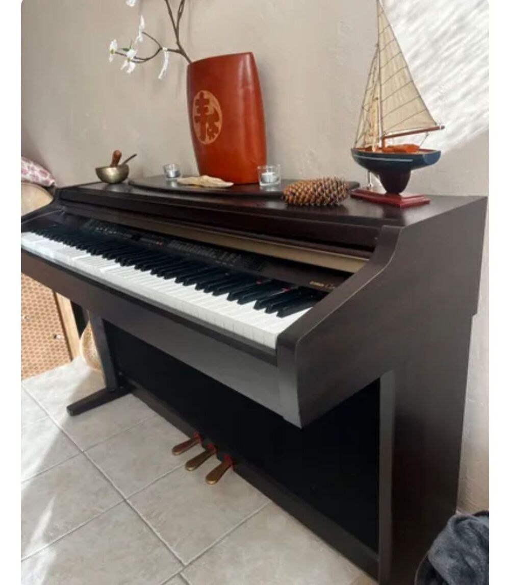 Piano num&eacute;rique Yamaha Clp 950 Instruments de musique