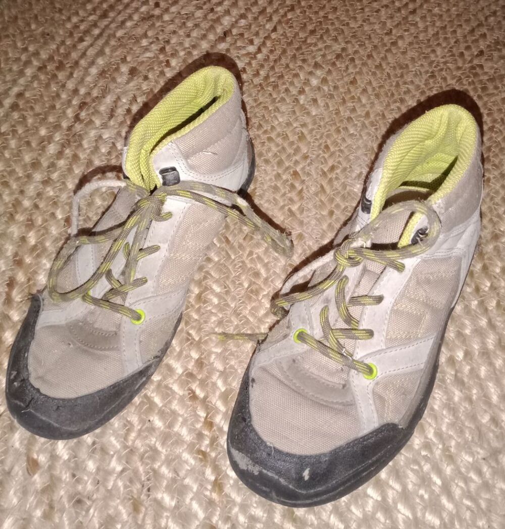 chaussure marche Arpenaz Decathlon - taille 34 Chaussures enfants
