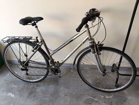 vélo   quantum    28 pouces 12 vitesses Caudebec-en-Caux (76)