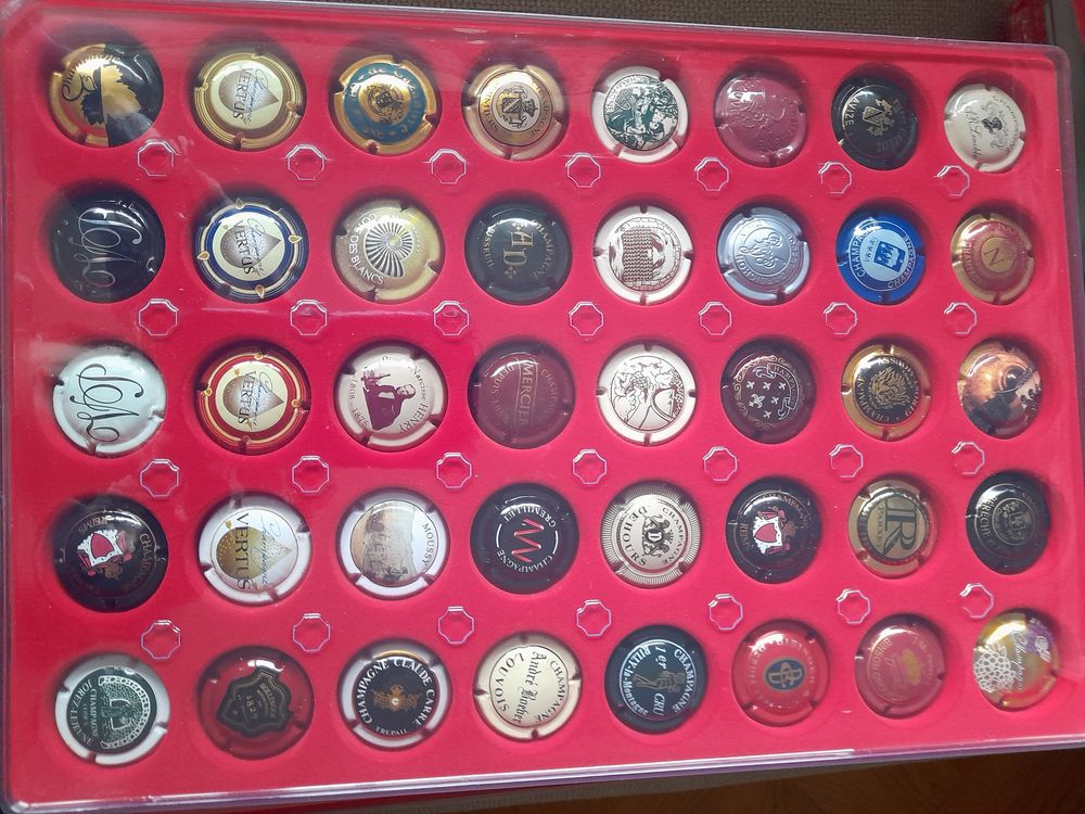 collection de capsules de champagne 