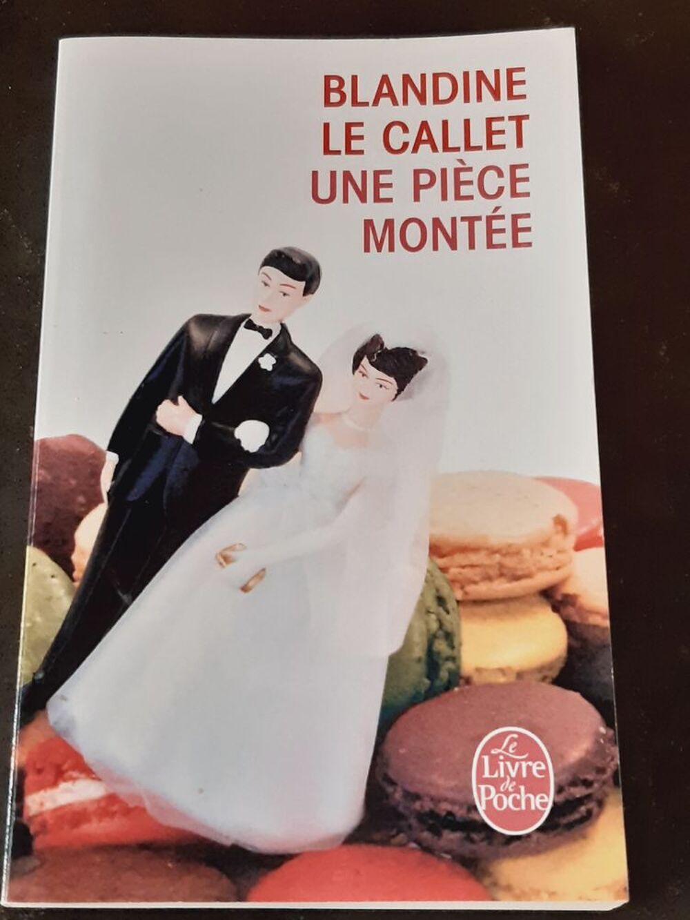 Une piece mont&eacute;e Livres et BD