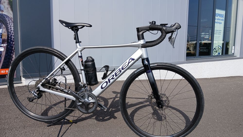 Velo VAE Route marque ORBEA 
Vélos