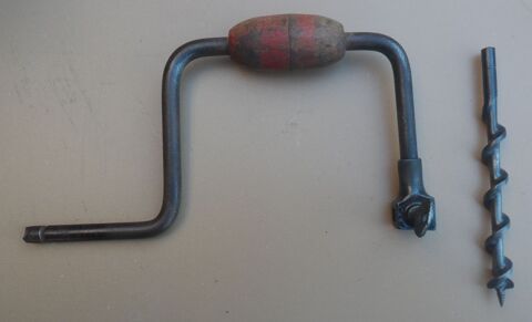 Vilebrequin manuel + mèche à bois de 16 vendu avec
10 Castries (34)