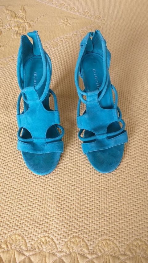 nu pieds turquoises - pointure 38 55 Compi�gne (60)