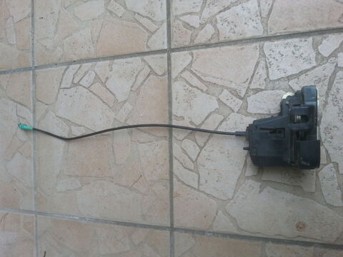 Pi&egrave;ces et &eacute;quipements Voiture Pi&egrave;ces et &eacute;quipements Voiture  occasion Montceaux-l&egrave;s-Provins 77151