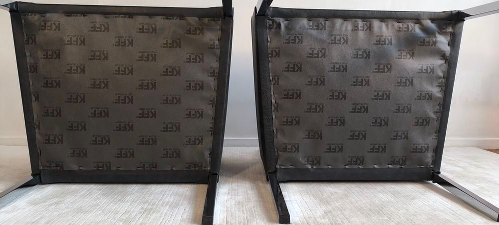 Superbe paire de fauteuils KFF " Texas " en cuir noir Meubles
