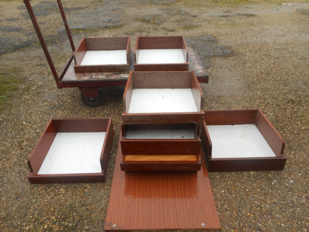 3 grand rouleu rose noir bleu le lot 100€ faire prix etc Décoration