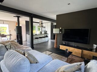  Maison � vendre 4 pi�ces 135 m� Cheni�res