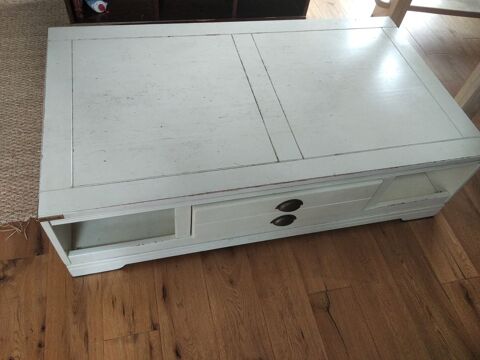 Table basse de salon en bois massif 100 Le Lion-d'Angers (49)