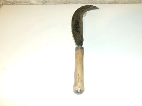 Serpe/Serpette artisanale forge rnove 25 Fougres (35)