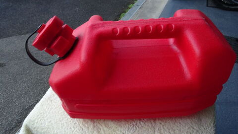 Jerrican en poly�thyl�ne 5 l 5 Vannes (56)