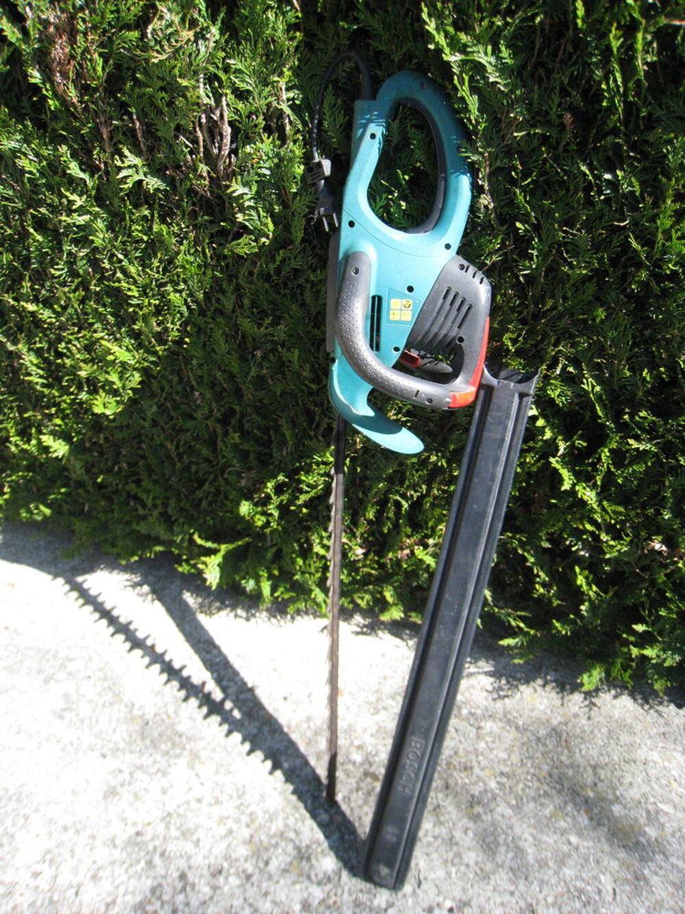 Taille haie Bosch 6000 Pro AHS Pour Pi&egrave;ces Jardin