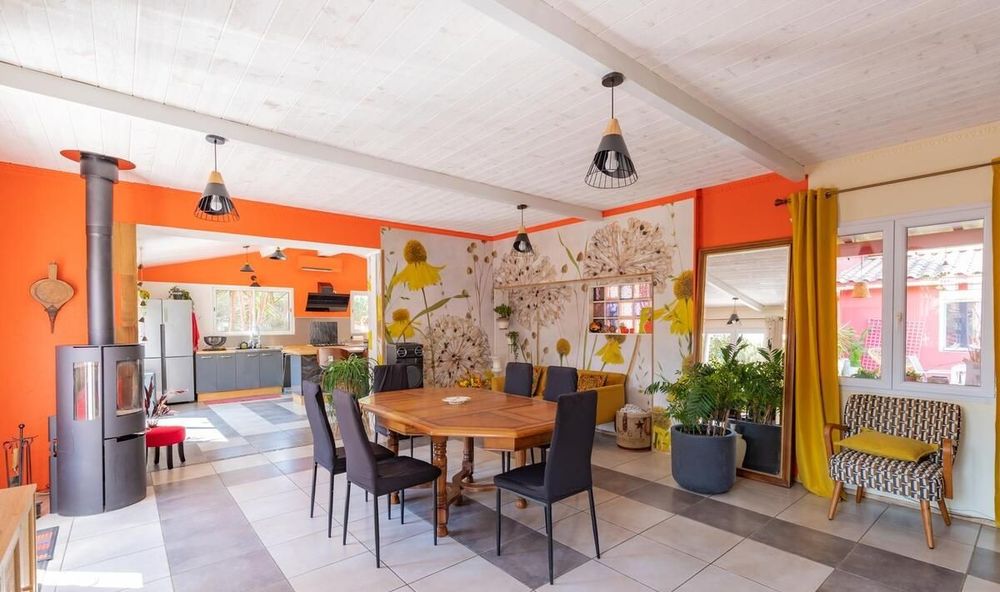 Vente Villa Villa 270m2 - 4 CH - Piscine - Dépendances - Terrain 3110m2 Villemoustaussou