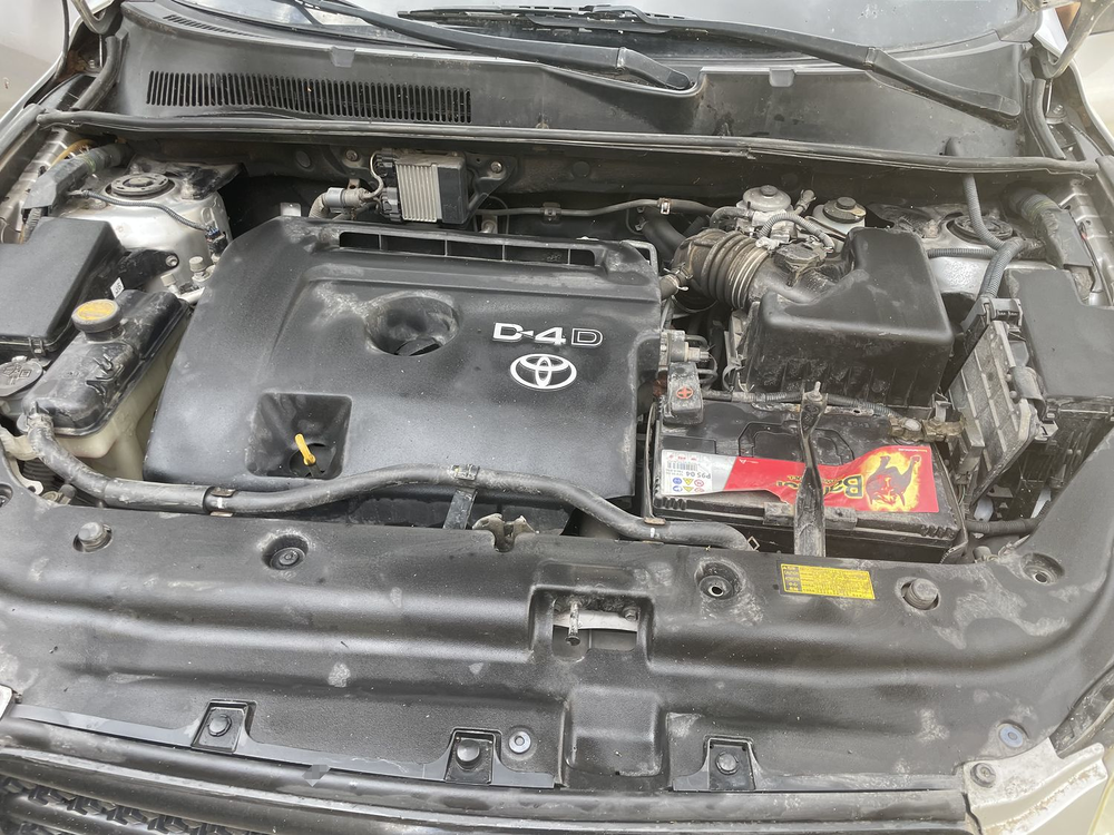 RAV 4 RAV4 D-4D136 VXE 2006 occasion 17140 Lagord
