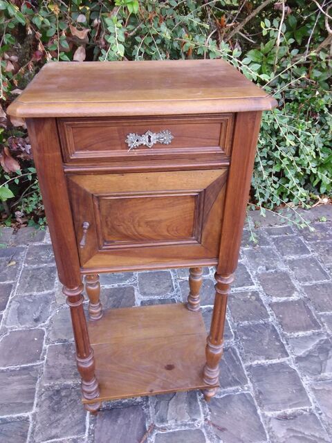 PETIT MEUBLE 18 Angers (49)