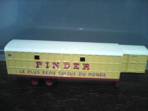 Remorque Pinder 1/64 Modèle réduit 18 Marmande (47)