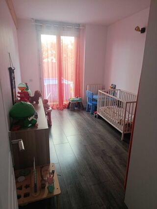  Appartement à vendre 6 pièces 143 m²
