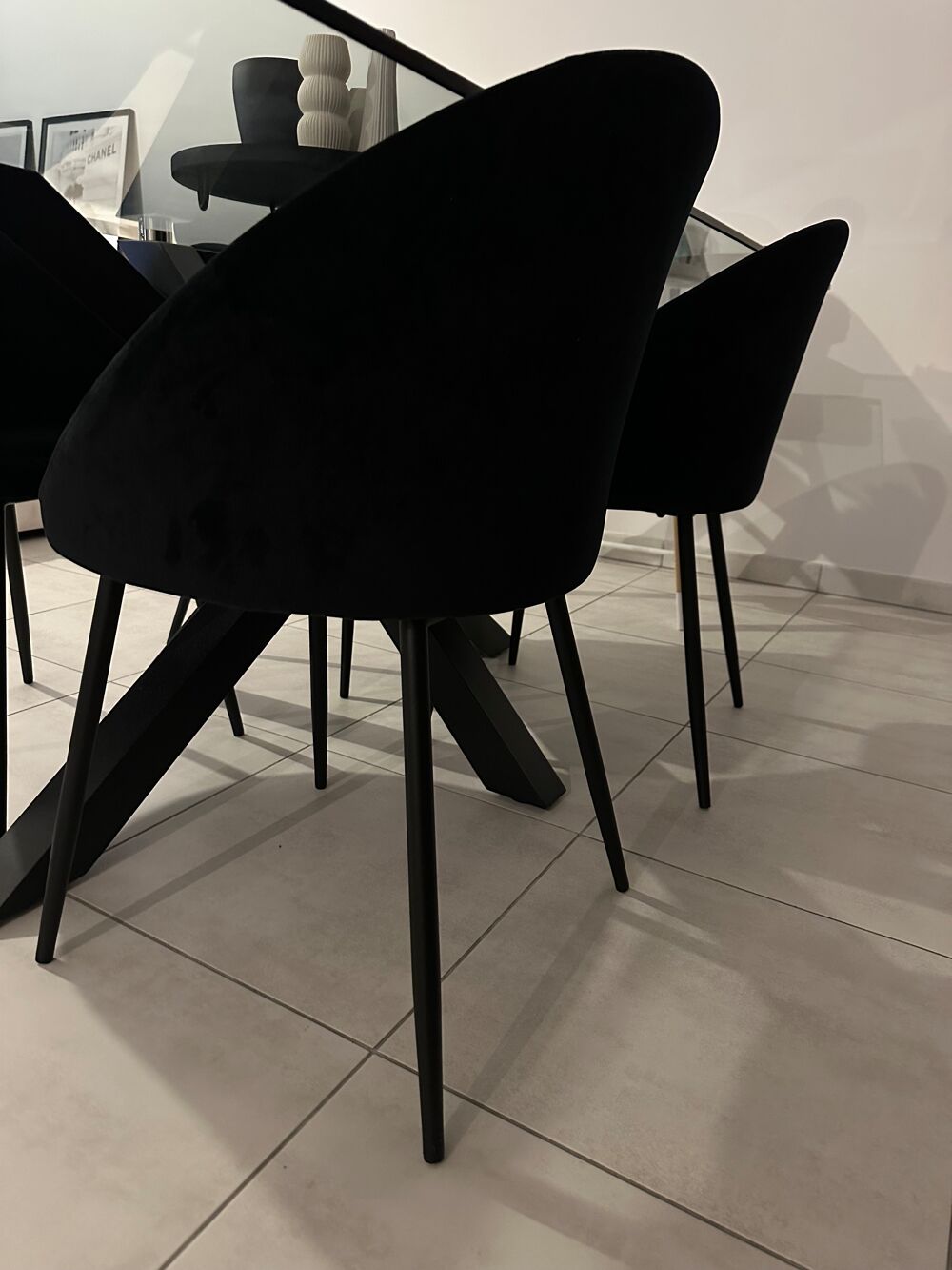 Lot 4 chaises en velours Meubles