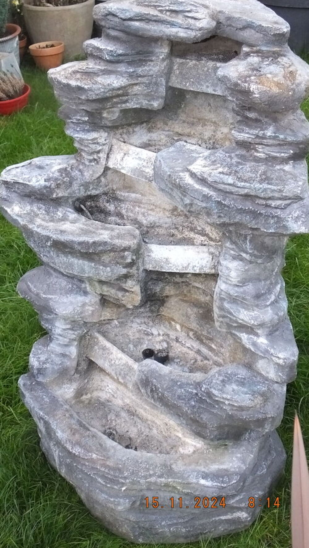 FONTAINE DE JARDIN Jardin