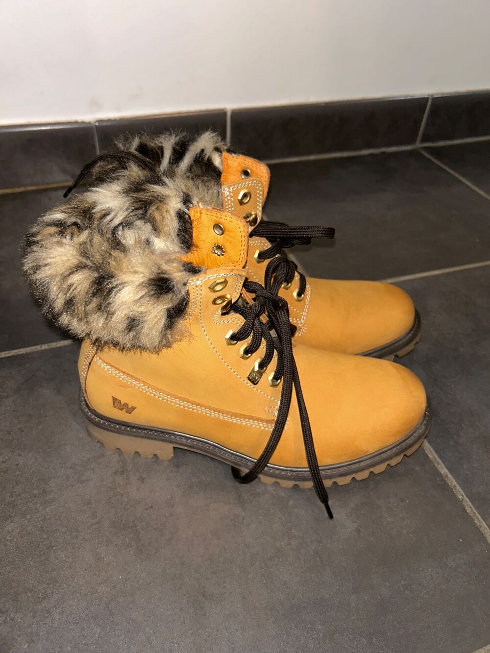 Achetez bottines timberland quasi neuf annonce vente Toulouse