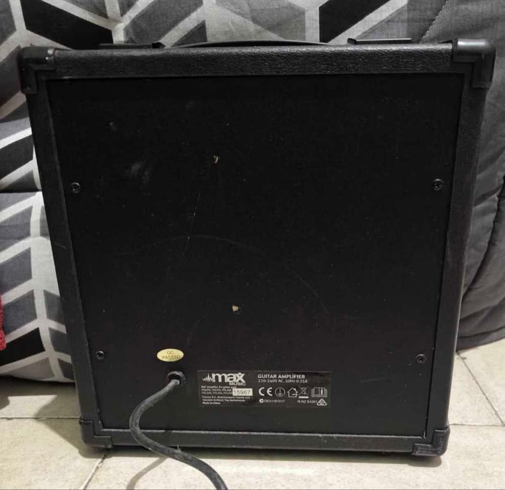 Ampli pour guitare Max music Instruments de musique