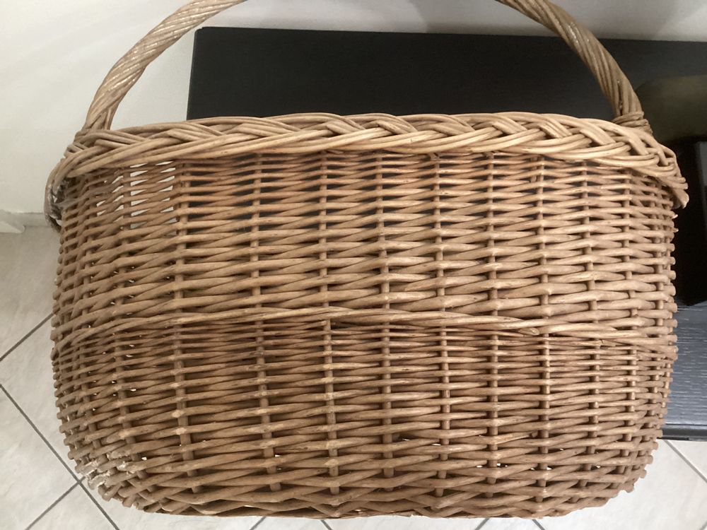 Panier vintage en Osier 1950 Décoration