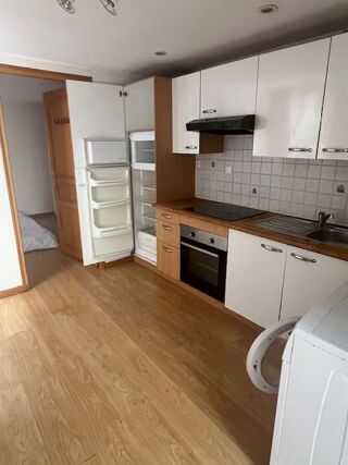  Appartement à louer 2 pièces 37 m² Lille