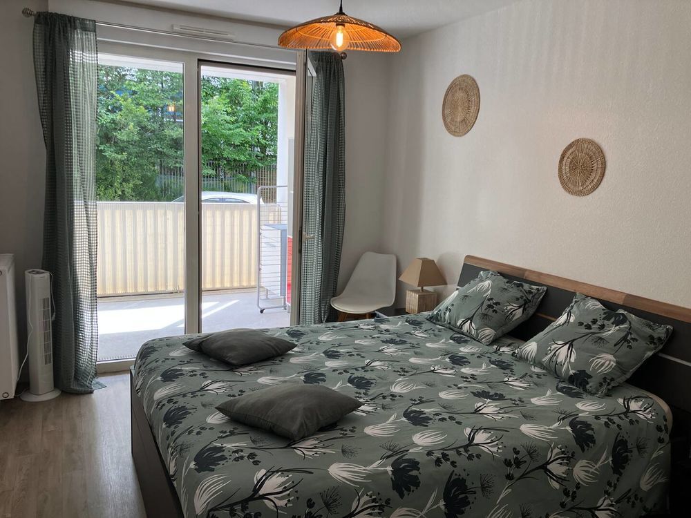 Vente Appartement T2 43,56 m² avec terrasse 12 m² ? Bordeaux Bastide / Darwin Bordeaux