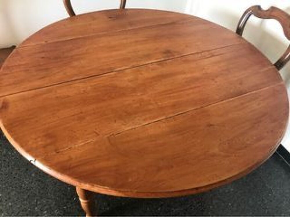 Table merisier + 4 rallonges Meubles