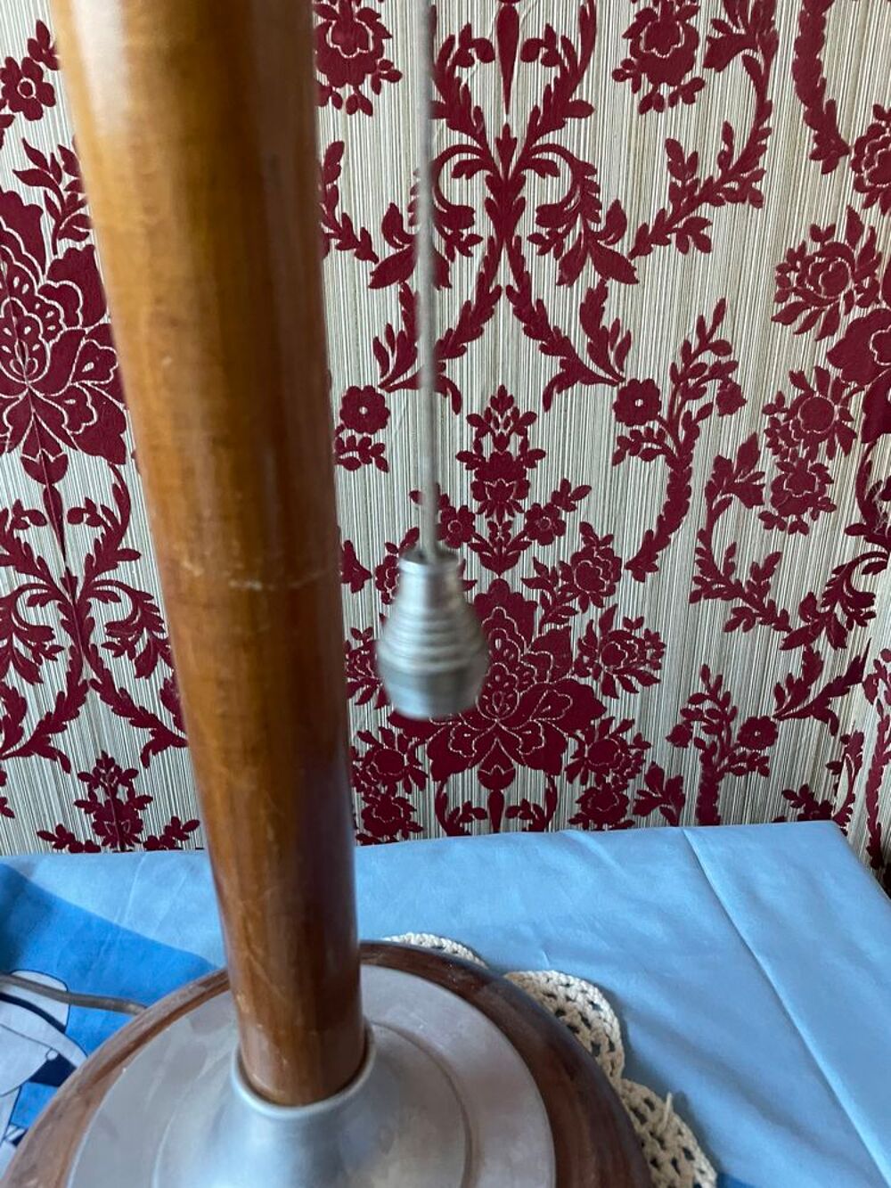 Lampe sur pied &eacute;l&eacute;gante avec abat-jour en verre ( Mazda-50 ) 