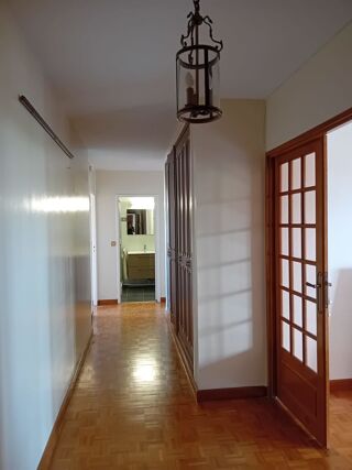  Appartement  vendre 4 pices 87 m