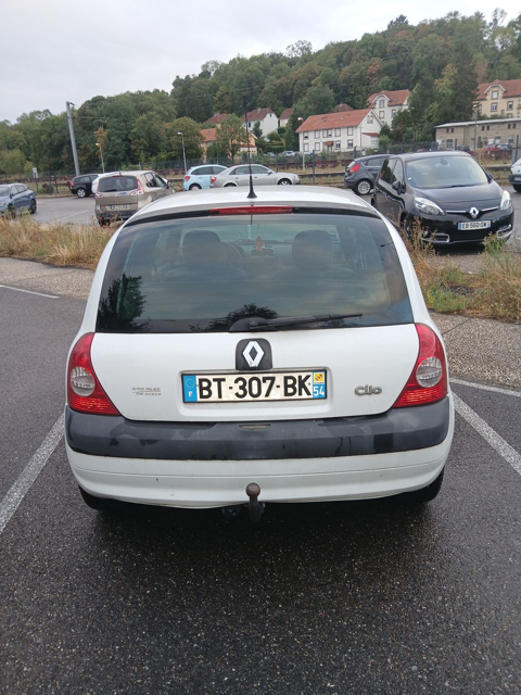 Renault clio ii CLIO SOCIETE 1.5 dCi 65 GENERIQUE
