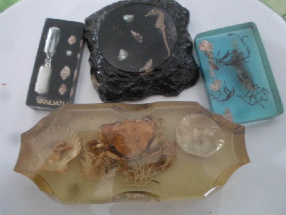 lot de 4 sous resine d animaux de la mer 