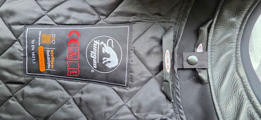Blouson cuir moto Vêtements