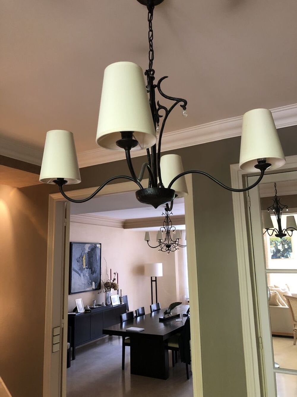 Lustre &agrave; 8 branches , et Lustre a 4 branches D�coration