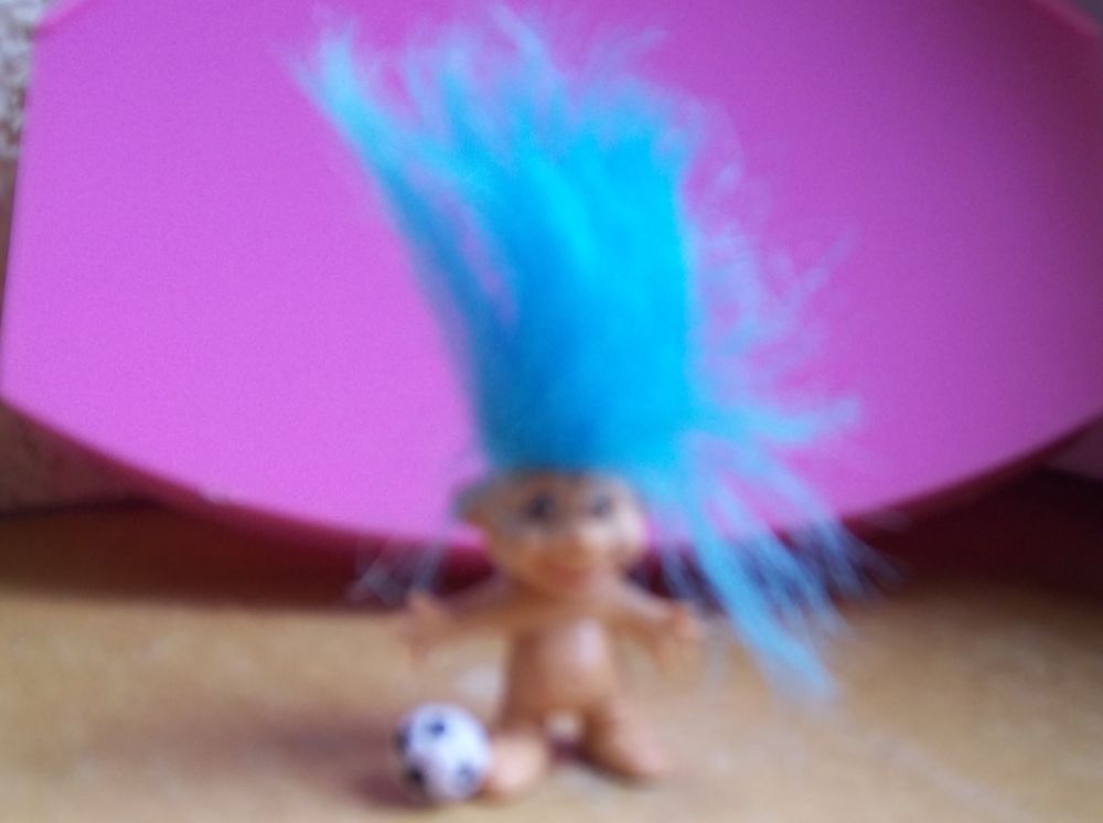 Petit pendentif troll Bijoux et montres